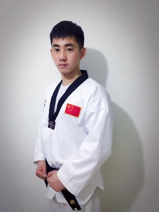 第一教研室主任 刘超(图1)
